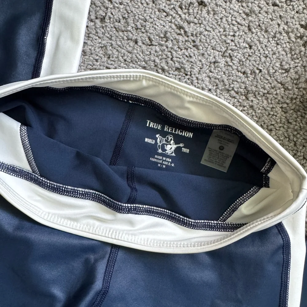 True Religion Set - Picture 3 of 4